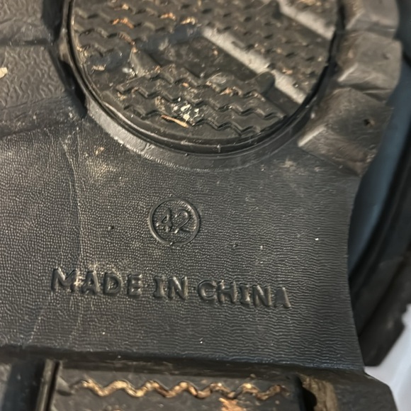 rain/snow boots. European size 42. - Picture 4 of 4